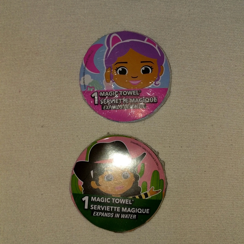 2 mystery towels dream works "gabby dollhouse New